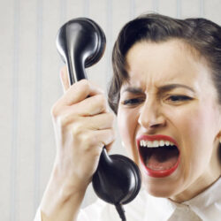 Les nouvelles règlementations en prospection téléphonique en France : un coup de fil à la conformité